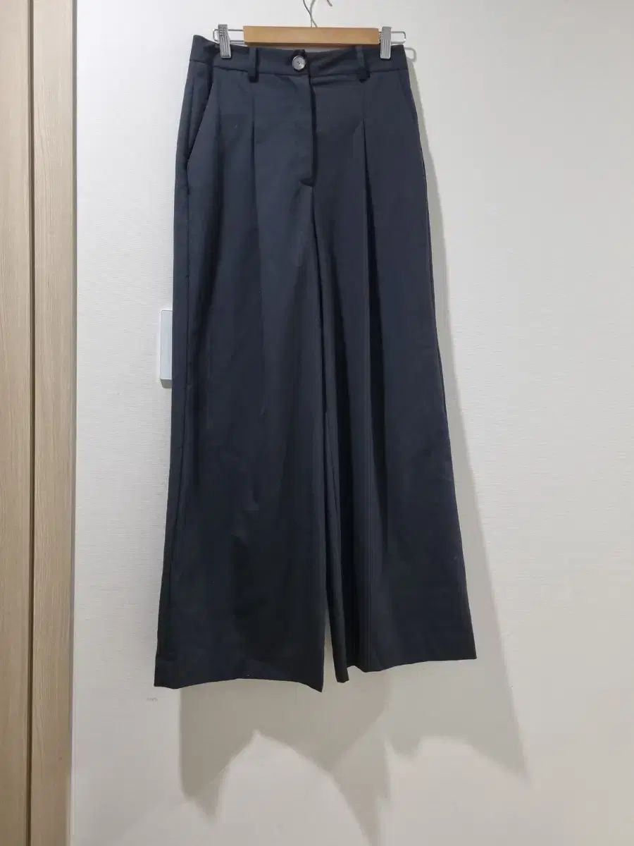 キンダーサルモン ワイド ピンタック パンツ