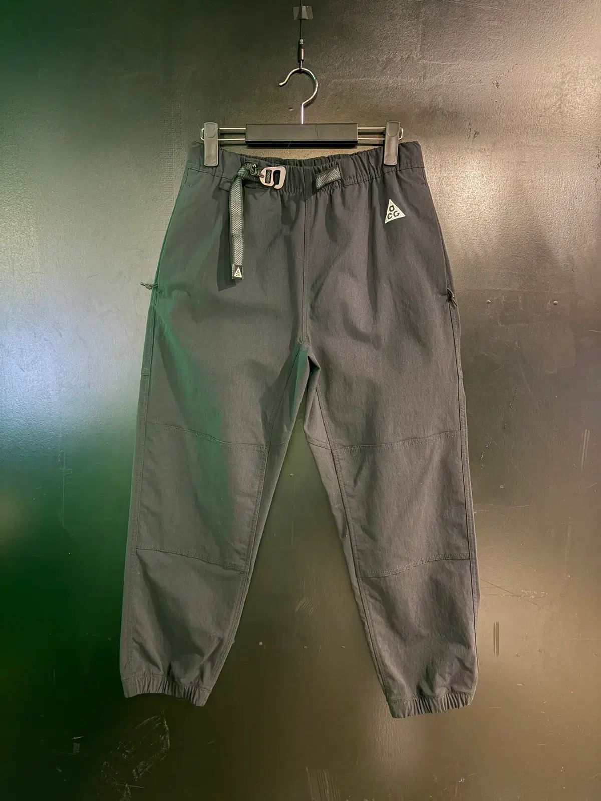 ナイキ acg トレイル パンツ