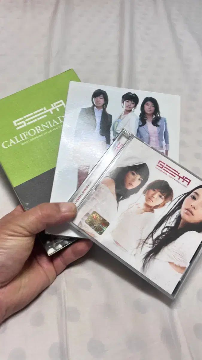 シヤ CD アルバム （ California Dream + 1 家 2