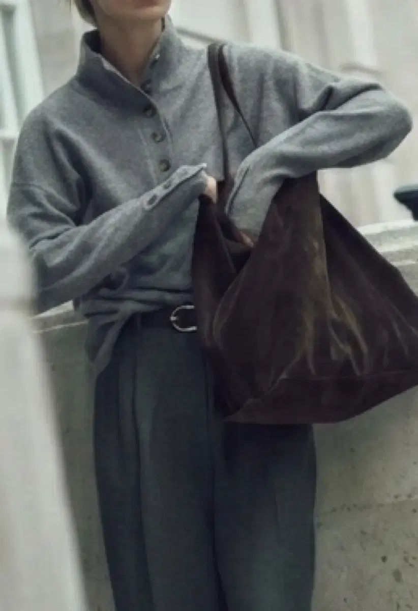 ザラ ボタン デザインテープ ニット プルオーバー