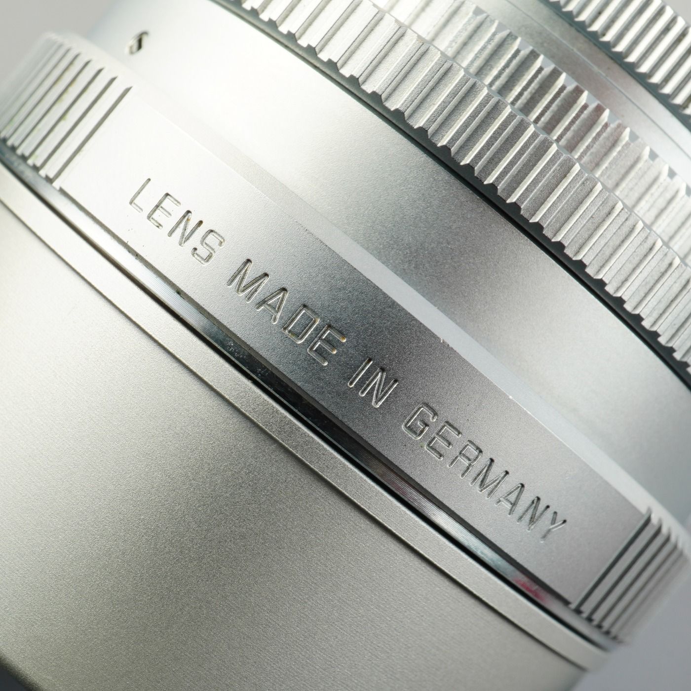 Leica ライカ ELMAR-M 50mm F/2.8 E39 単焦点レンズ Leica ライカ ELMAR-M 50mm F/2.8 E39 単焦点レンズ - メルカリ
