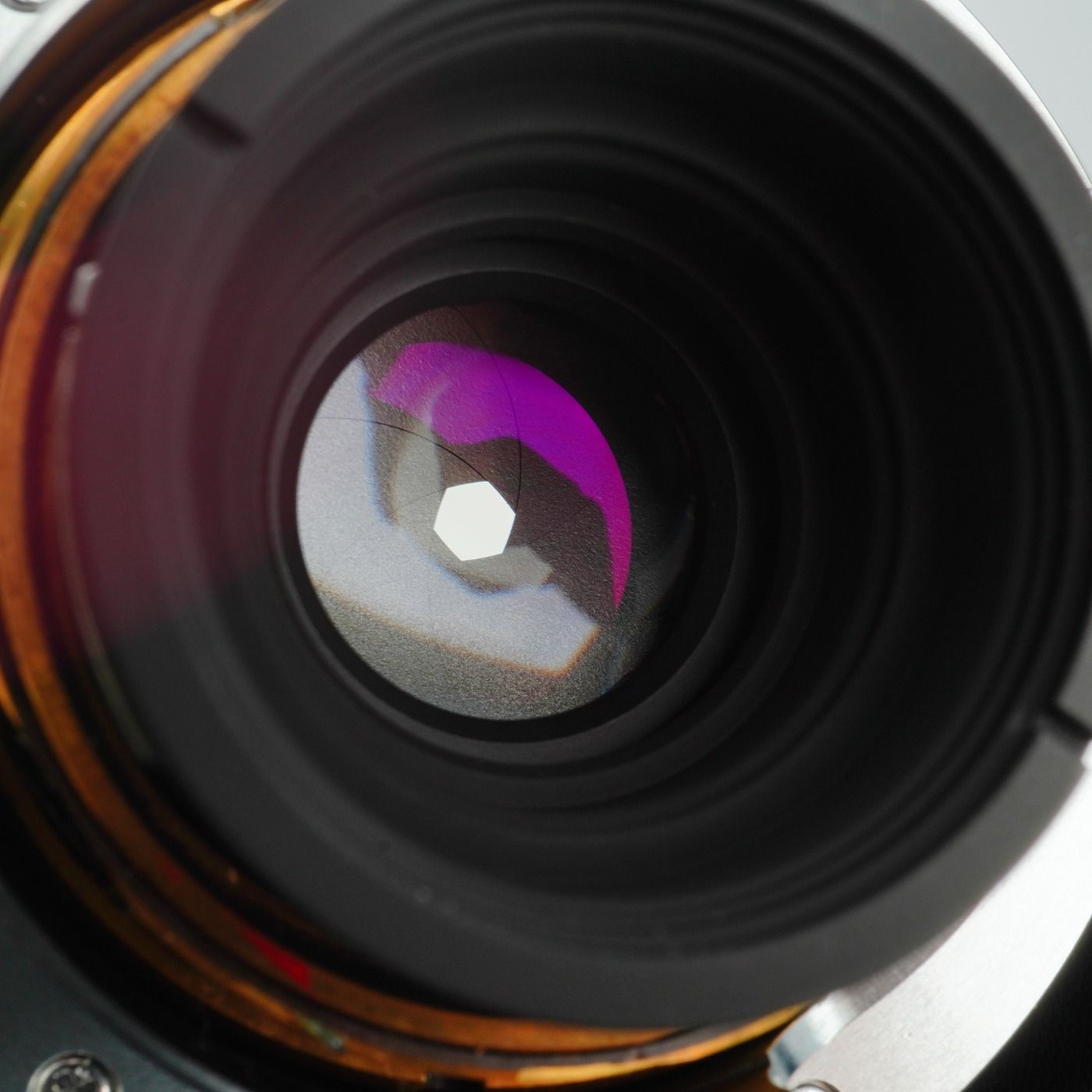 Leica ライカ ELMAR-M 50mm F/2.8 E39 単焦点レンズ Leica ライカ ELMAR-M 50mm F/2.8 E39 単焦点レンズ - メルカリ
