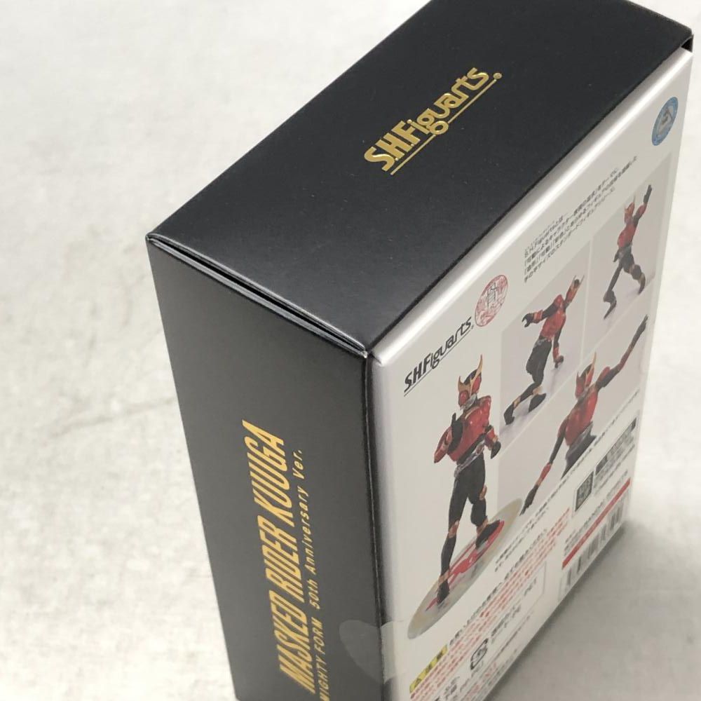 中古】バンダイ S.H.Figuarts 真骨彫製法 仮面ライダークウガ マイティ