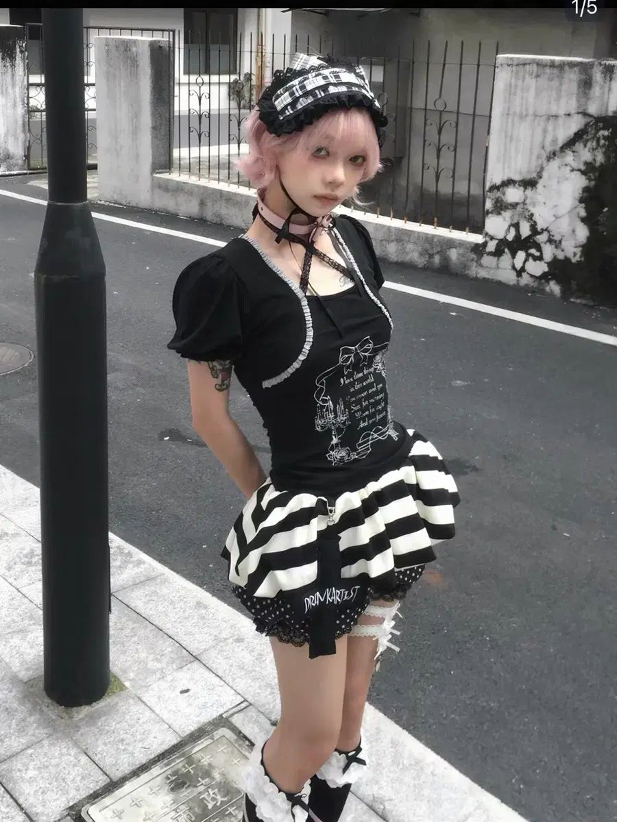 中ブロリータ トップス＋ストライプ 十字架 スカート
