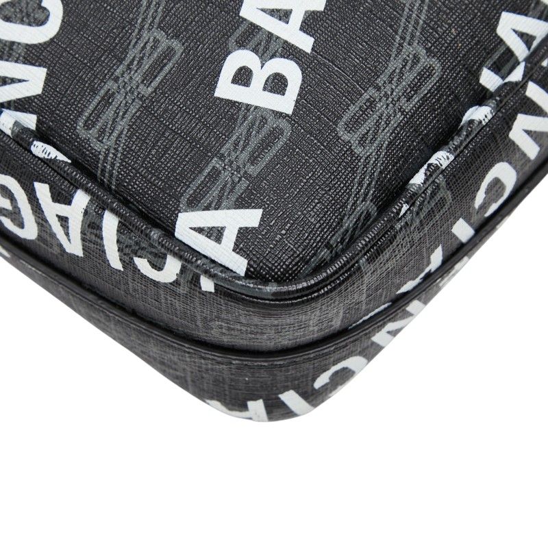 バレンシアガ / BALENCIAGA   BBモノグラム シグネチャー ミディアム カメラバッグ   702723　ブラック 　【中古】 商品番号 S-155412 BALENCIAGA】バレンシアガ『BBモノグラム シグネチャー ミディアム