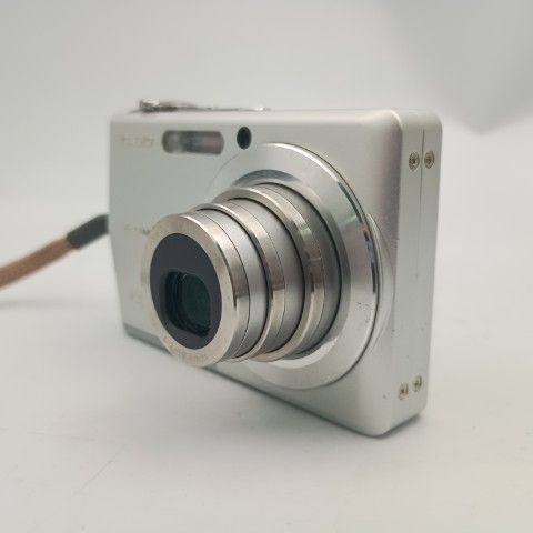 Casio EXILIM EX-Z600 Silver コンパクトデジタルカメラ - メルカリ