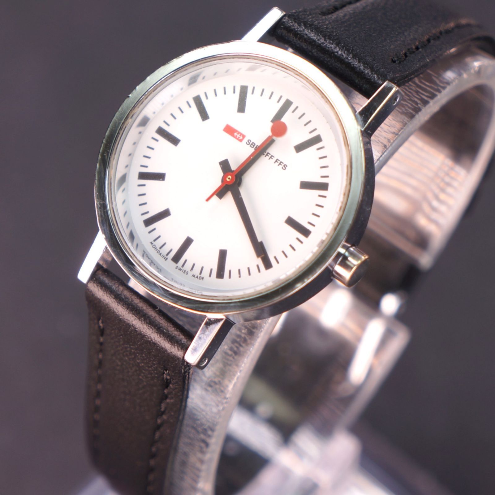 【訳あり稼働美品】MONDAINE　　新品ベルト電池交換済　付属品有 稼働品】 MONDAINE アンティーク レディース腕時計 新品ベルト電池交換