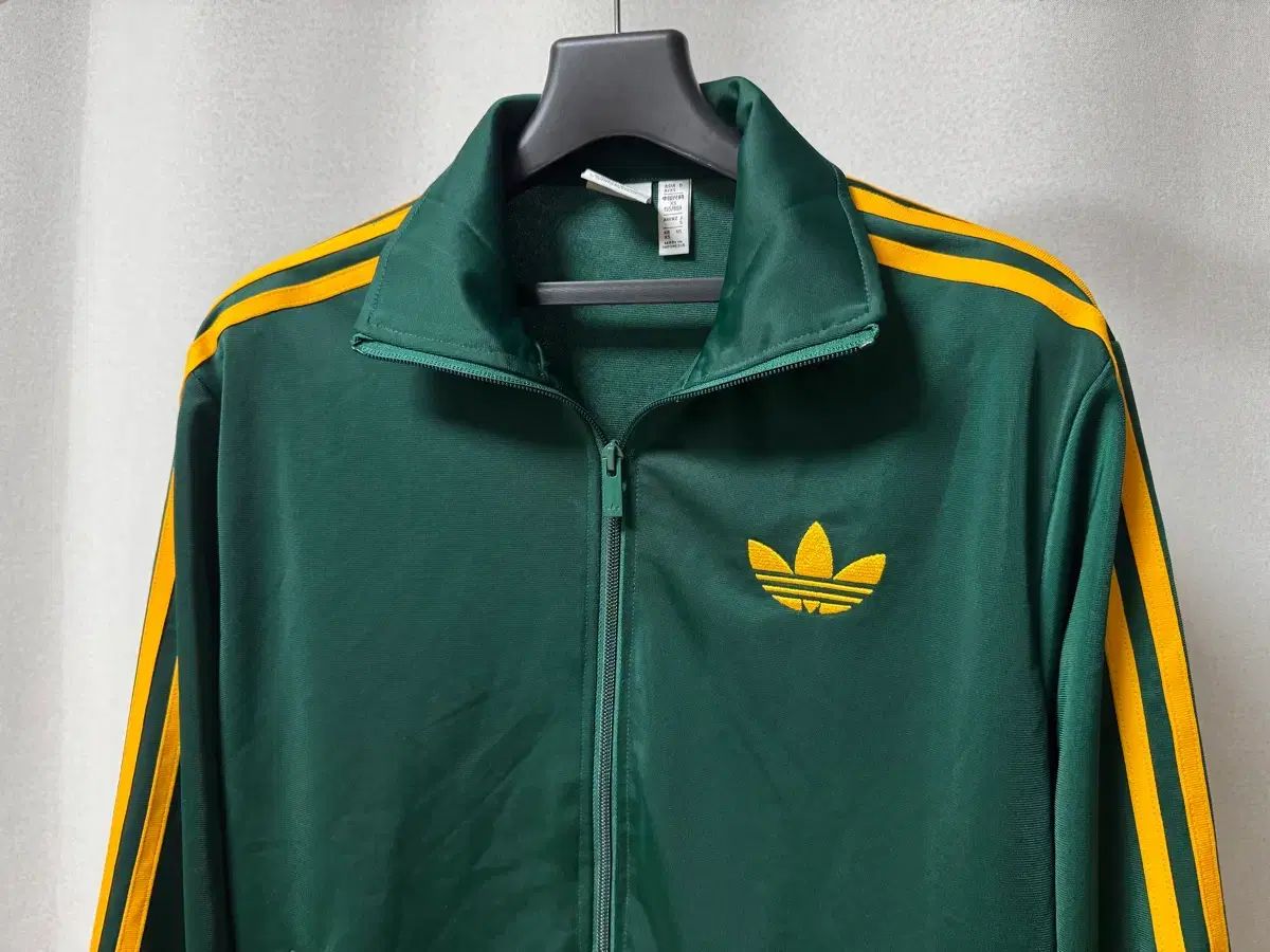 XS adidas ファイヤーバード トラックジャージ ジャージ ほぼ新品 緑色 グリーン 9,024円