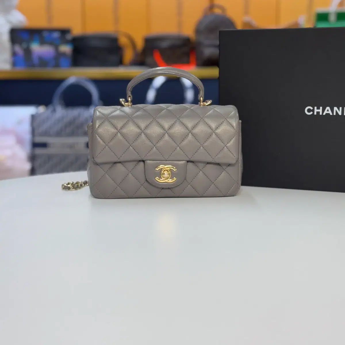 CHANEL チュール ミニ トップス ハンドル