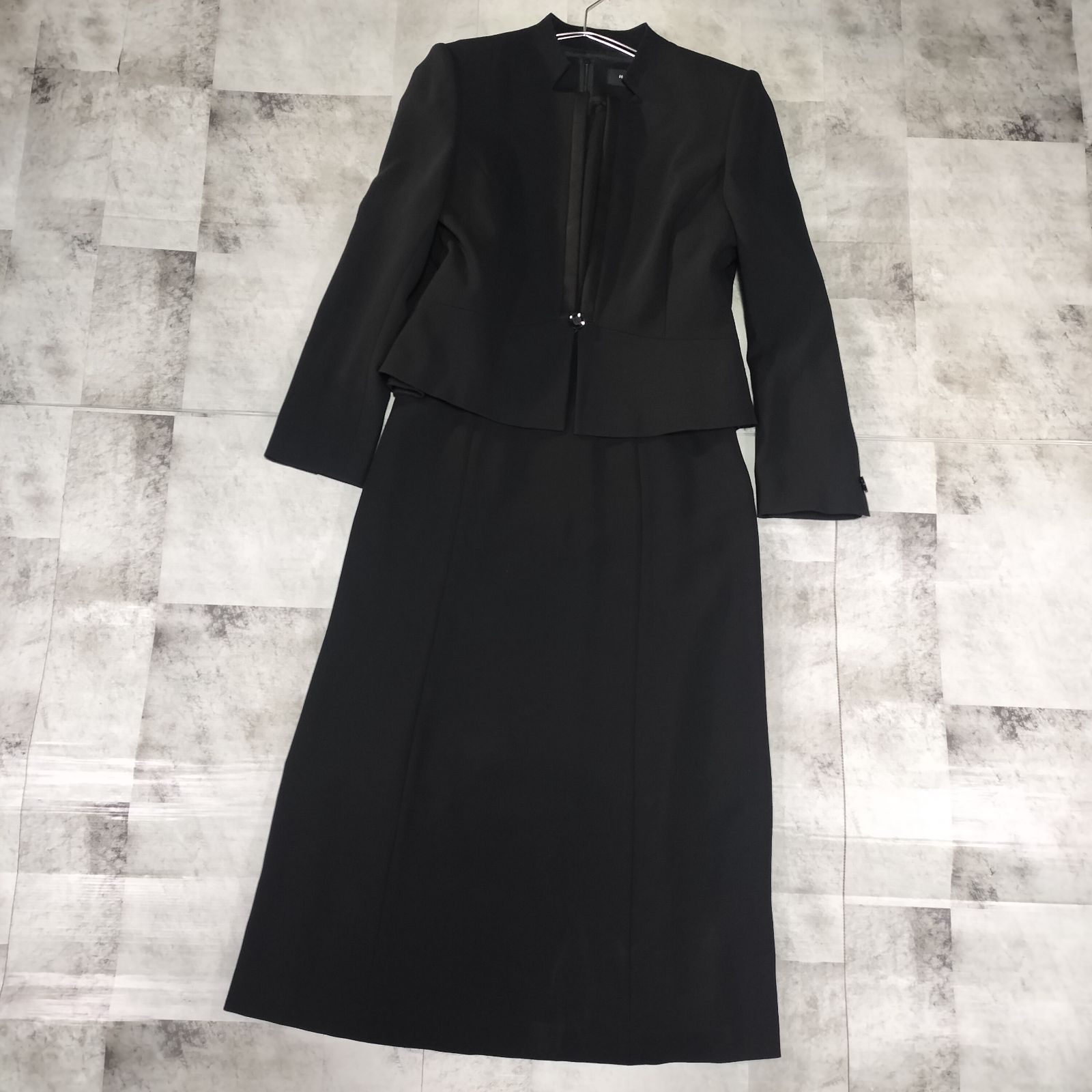 【美品】HI FORMAL GIVENCHY × 東京ソワール ハイフォーマルジバンシィ ブラックフォーマル ワンピース セットアップ 10号 М〜Lサイズ相当 ブラック 黒色 肩パッド付 冠婚葬祭 フォーマル 礼服