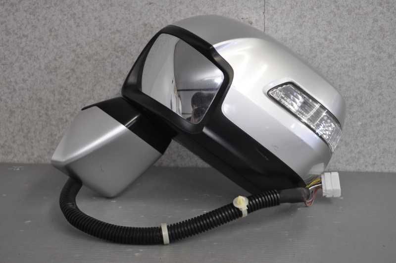 左 ドアミラー 電格 9P ウィンカー 補助ミラー付 NH704M 銀 (RK1) ステップワゴン G 後期 M47 s024147B