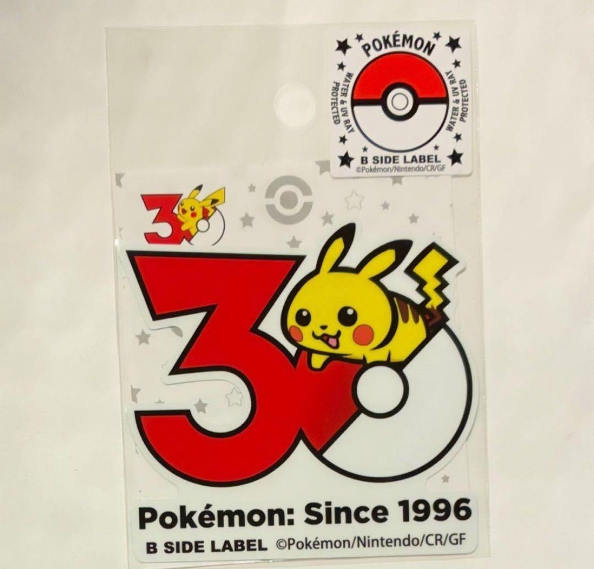 ポケモン　ステッカー ピカチュウ30周年 B-SIDE LABEL　20枚セット ポケモン30周年】ピカチュウB-SIDE LABEL ステッカー - メルカリ