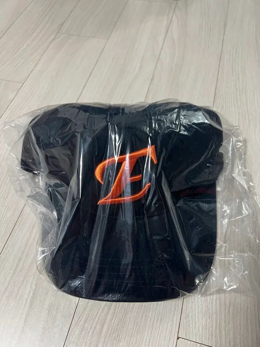 ハンファ イーグルス スパイダー 25 チーム アセンティック キャップ ネイビー M