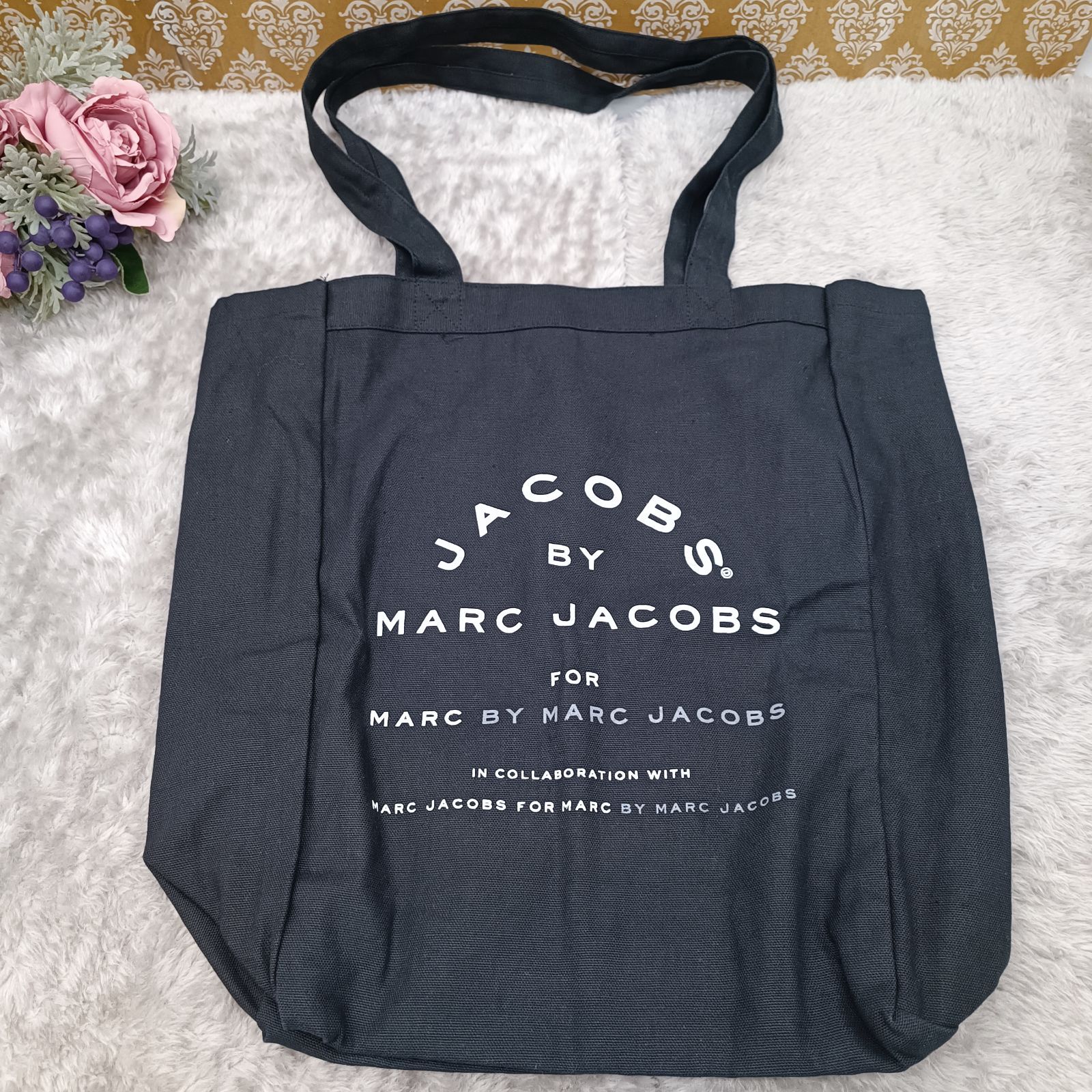 美品】MARC JACOBS ブラックトートバッグ 【公式通販】