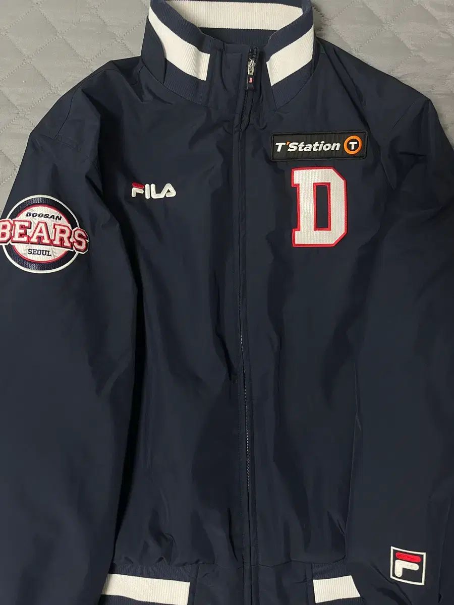 斗山ベアーズ FILA スタジアム ジャケット(マット) 110 出品