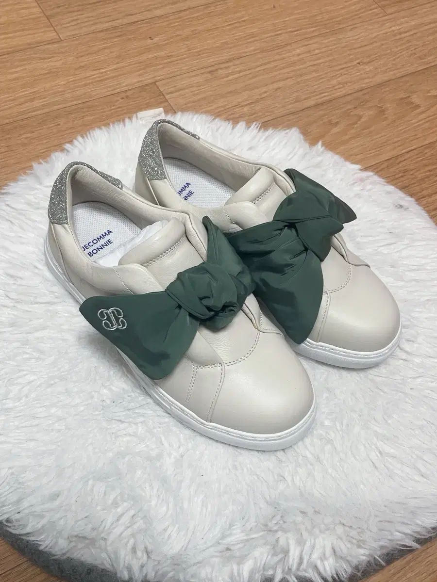 在庫処分新品 ) SUECOMMA BONNIE シューコンマボニー スリッポン