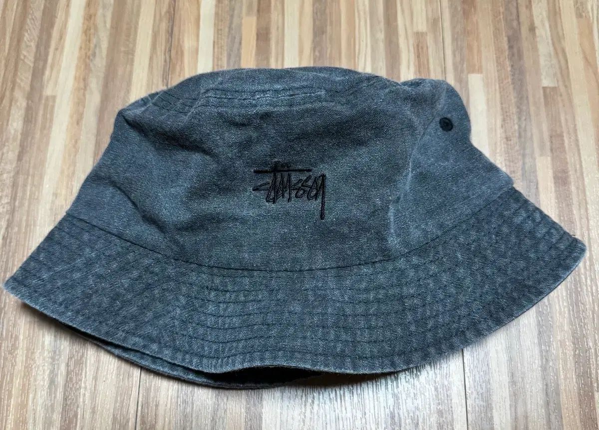 (L-XL) ステューシー オリジナル スモール ロゴ バケットハット - ウォッシュ グレー