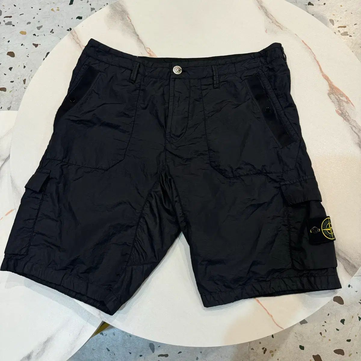 正規品/33 size STONE ISLAND ストーンアイランド ナイロン カーゴ ハーフパンツ