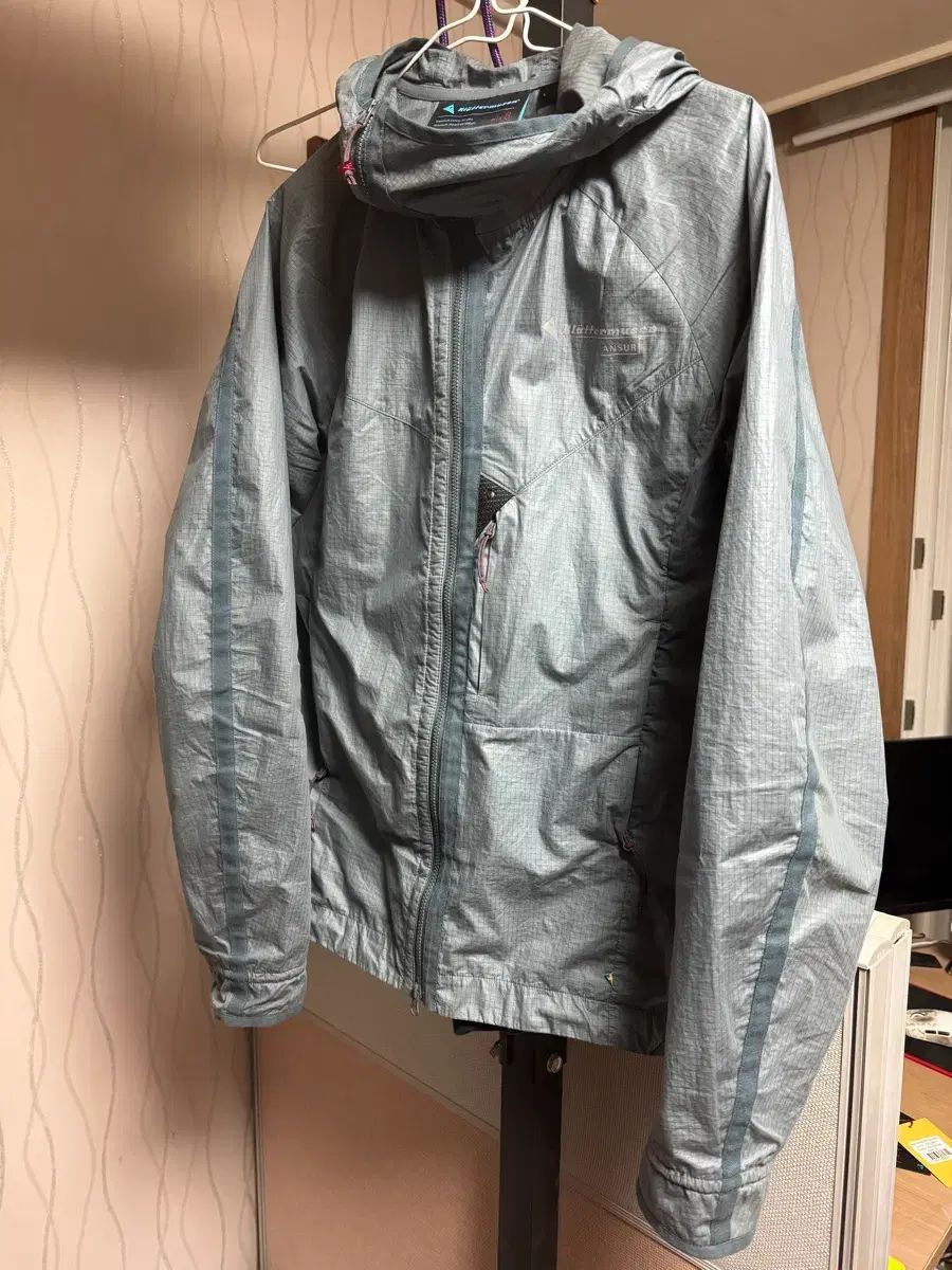 クレッタルムーセン アンシューフーディー Sサイズ ストーンブルー