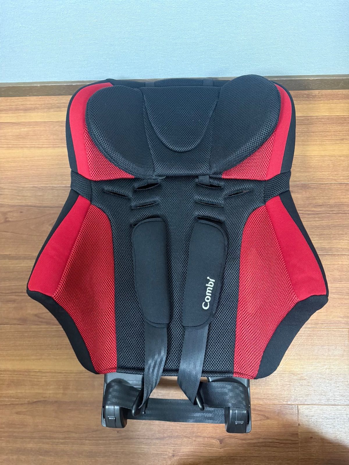 【美品】Combi コンビ ジョイトリップ エアスルー GG レッド Combi コンビ ジョイトリップ エアスルー GG レッド ブラック 黒 赤