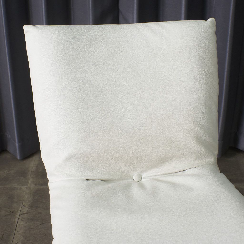 定価10万〜 Ligne Roset Calin スチールレッグ ダイニングチェア 椅子