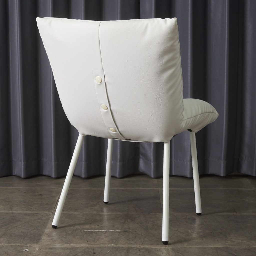 定価10万〜 Ligne Roset Calin スチールレッグ ダイニングチェア 椅子