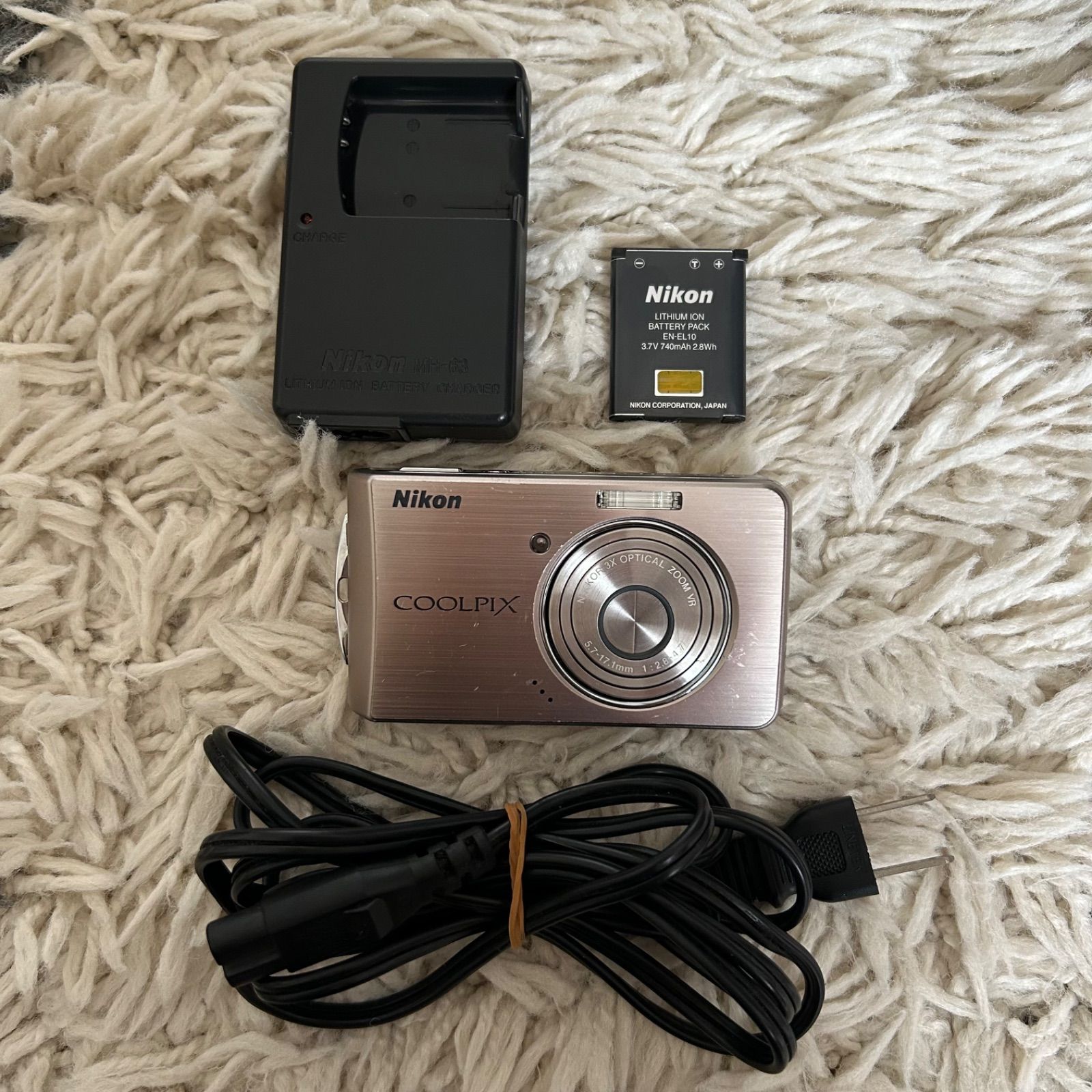 ✨大人気✨】Nikon COOLPIX S520 コンデジ 平成レトロ シルバー 【公式 