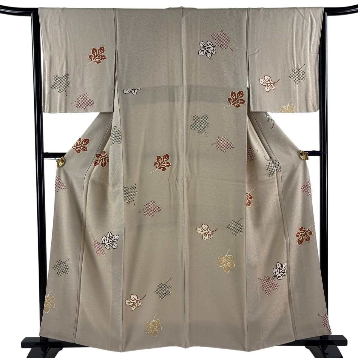 小紋 身丈159cm 裄丈64cm M 袷 葉柄 地紋 薄茶色 正絹 秀品 【中古】