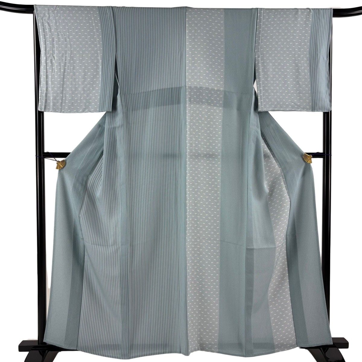 【美品】 付下げ 身丈161cm 裄丈66cm M 単衣 縦縞 小花 水色 正絹 秀品 【中古】