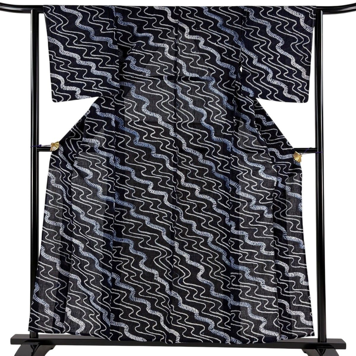 【美品】 浴衣 身丈157cm 裄丈61cm S 絞り浴衣 流水 絞り 濃紺 綿 名品 【中古】