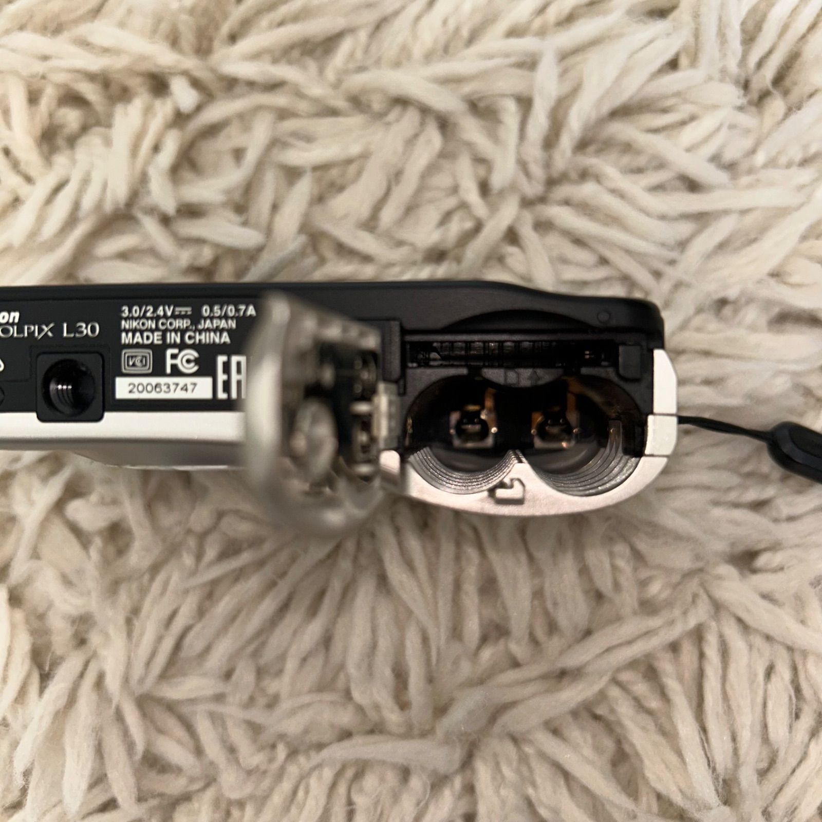 ✨極美品✨】Nikon COOLPIX L30 コンデジ 平成レトロ シルバー - メルカリ