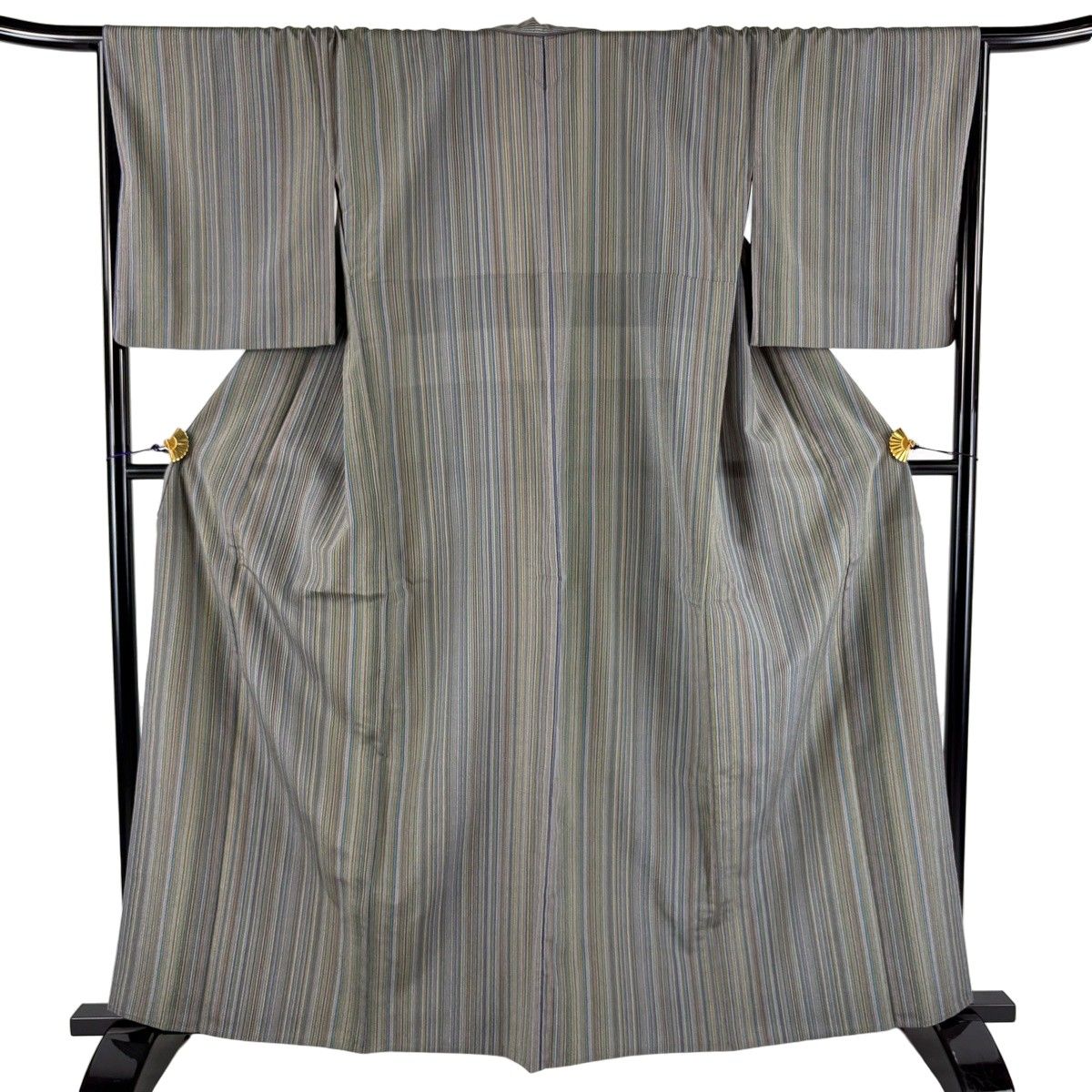 【美品】 紬 身丈161.5cm 裄丈67.5cm L 単衣 縦縞 灰緑 正絹 名品 【中古】