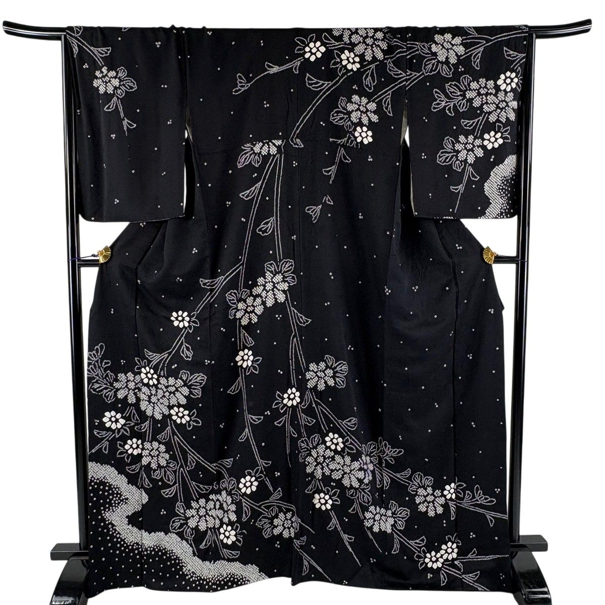【美品】 訪問着 身丈167cm 裄丈68.5cm L 袷 枝花 霞 絞り 黒 正絹 名品 【中古】