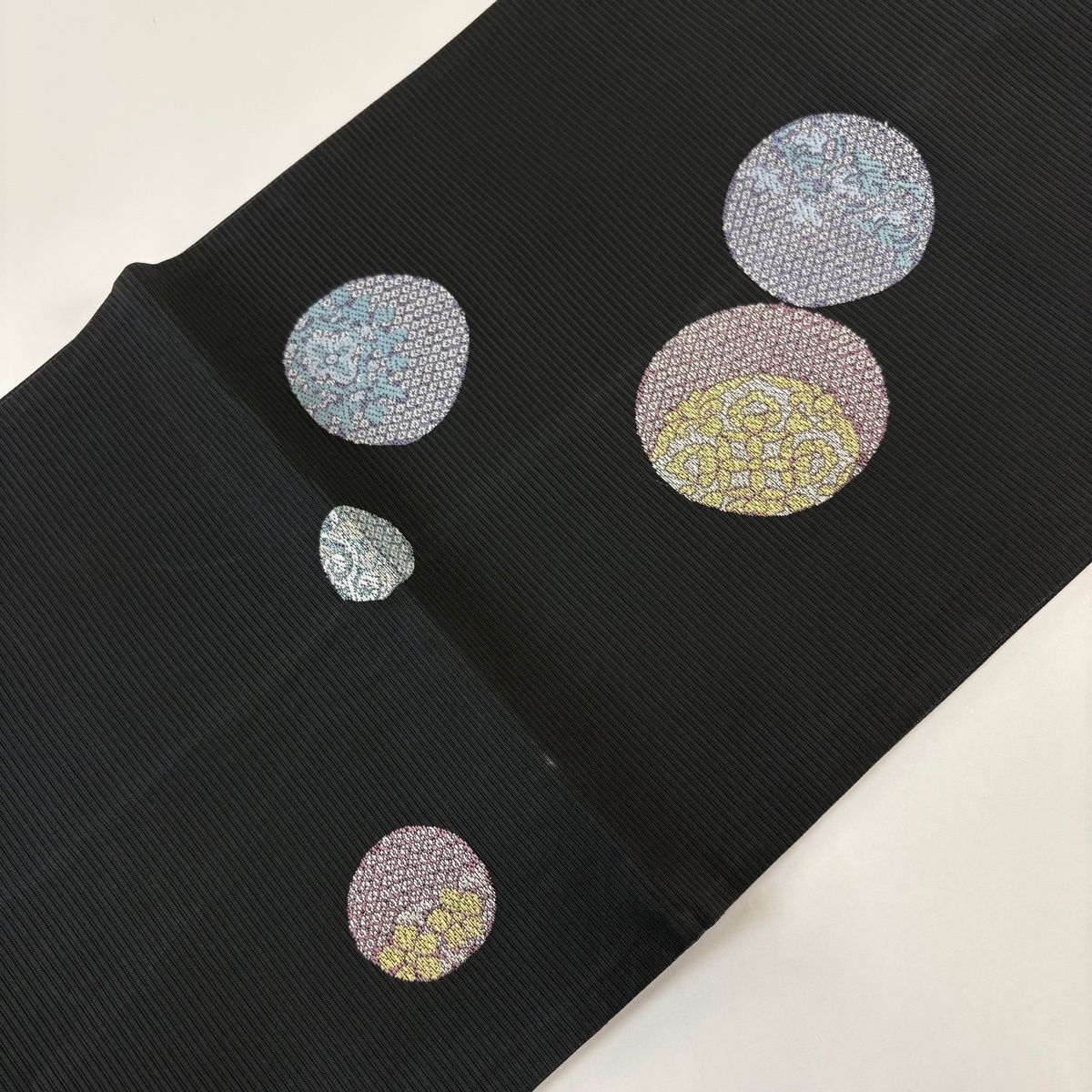 袋帯 秀品 夏帯 絽 丸紋 花 金銀糸 唐織 黒 六通 正絹 【中古】 - メルカリ