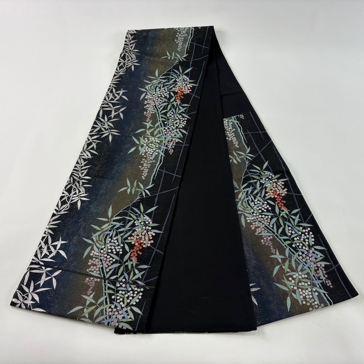 袋帯 秀品 六通 正絹 【中古】 美品】 袋帯 秀品 六通 正絹 【中古】の通販 by バイセル ラクマ店｜ラクマ