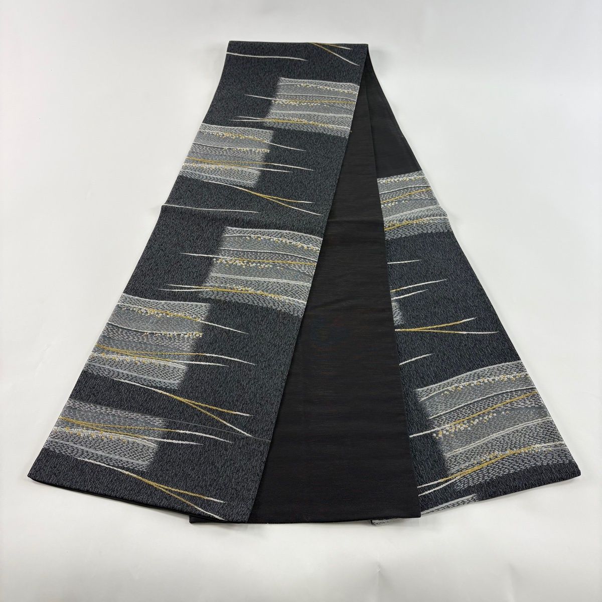 【美品】 袋帯 秀品 六通 正絹 【中古】 美品】 袋帯 秀品 六通 正絹 【中古】の通販 by バイセル ラクマ店｜ラクマ