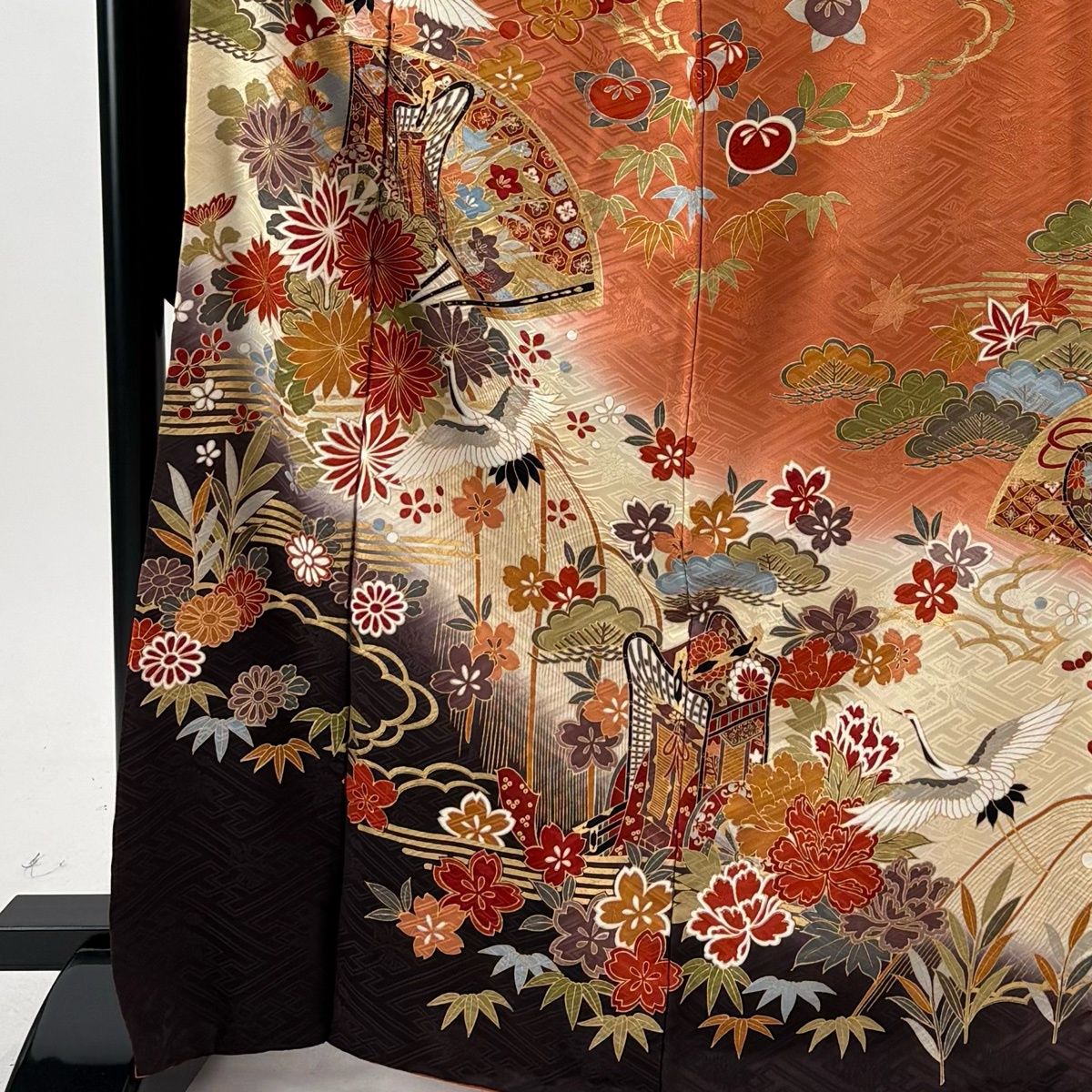 振袖 身丈167cm 裄丈70cm 正絹 名品 【中古】 振袖 身丈167cm 裄丈69cm L 袷 花鳥 宝尽くし 絞り 金彩 黒 正絹 秀品
