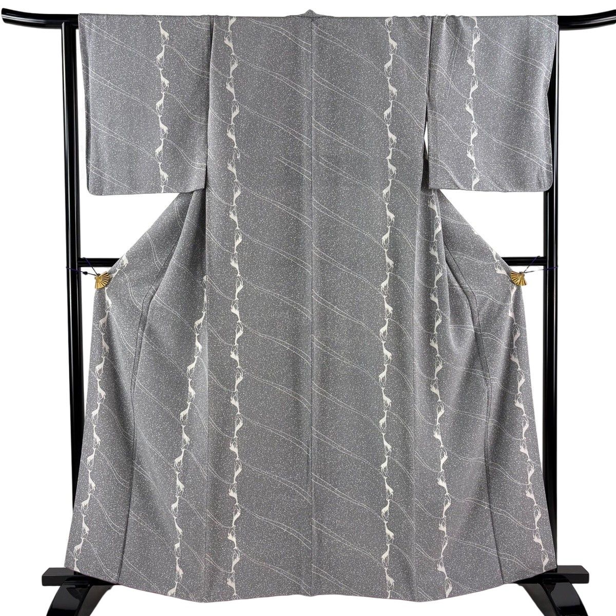 付下げ 身丈163cm 裄丈68cm L 袷 鹿 灰色 正絹 秀品 【中古】 - メルカリ