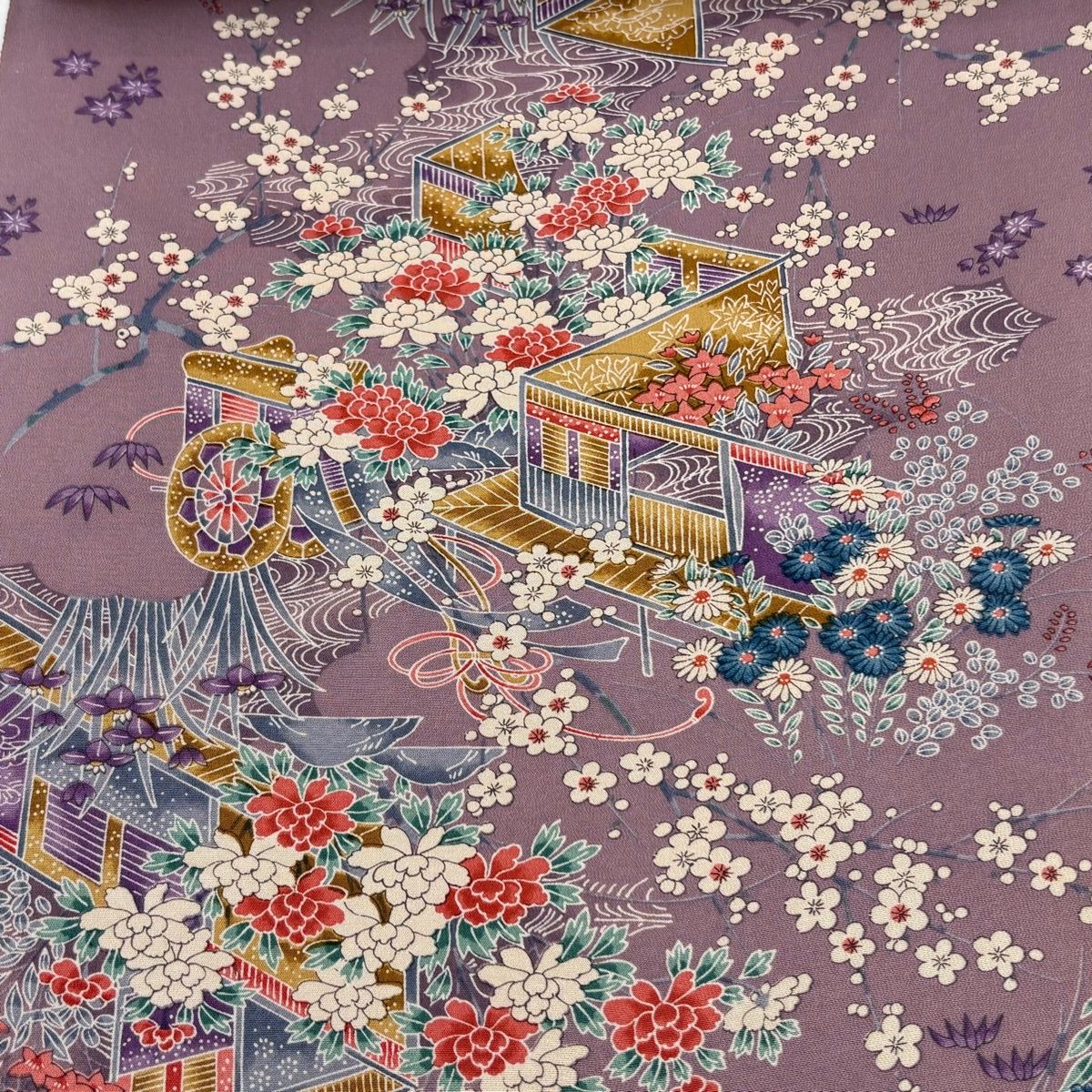 新古品 正絹 反物 レトロで繊細な小紋 反物 花車 逸品 Prices down2）正絹 小紋 反物 着物「柿渋染め 更紗」日本製 丹後