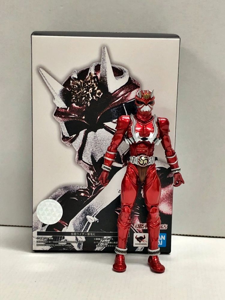 30.【開封】S.H.Figuarts (真骨彫製法) 仮面ライダー響鬼紅【併売品