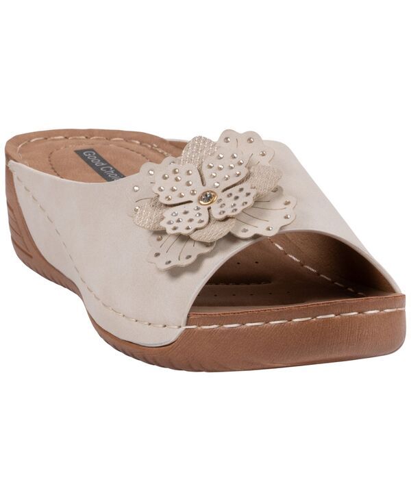 【送料無料】 ジーシーシューズ レディース スリッポン・ローファー シューズ Womens Clover Flower Rosette Comfort SlipOn Sandals Beige