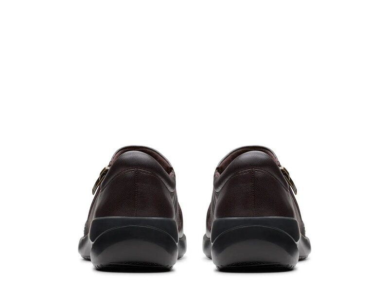 クラークス レディース シューズ スリッポン・ローファー Clarks Kaetlyn SlipOn Chocolate Leather チョコレート