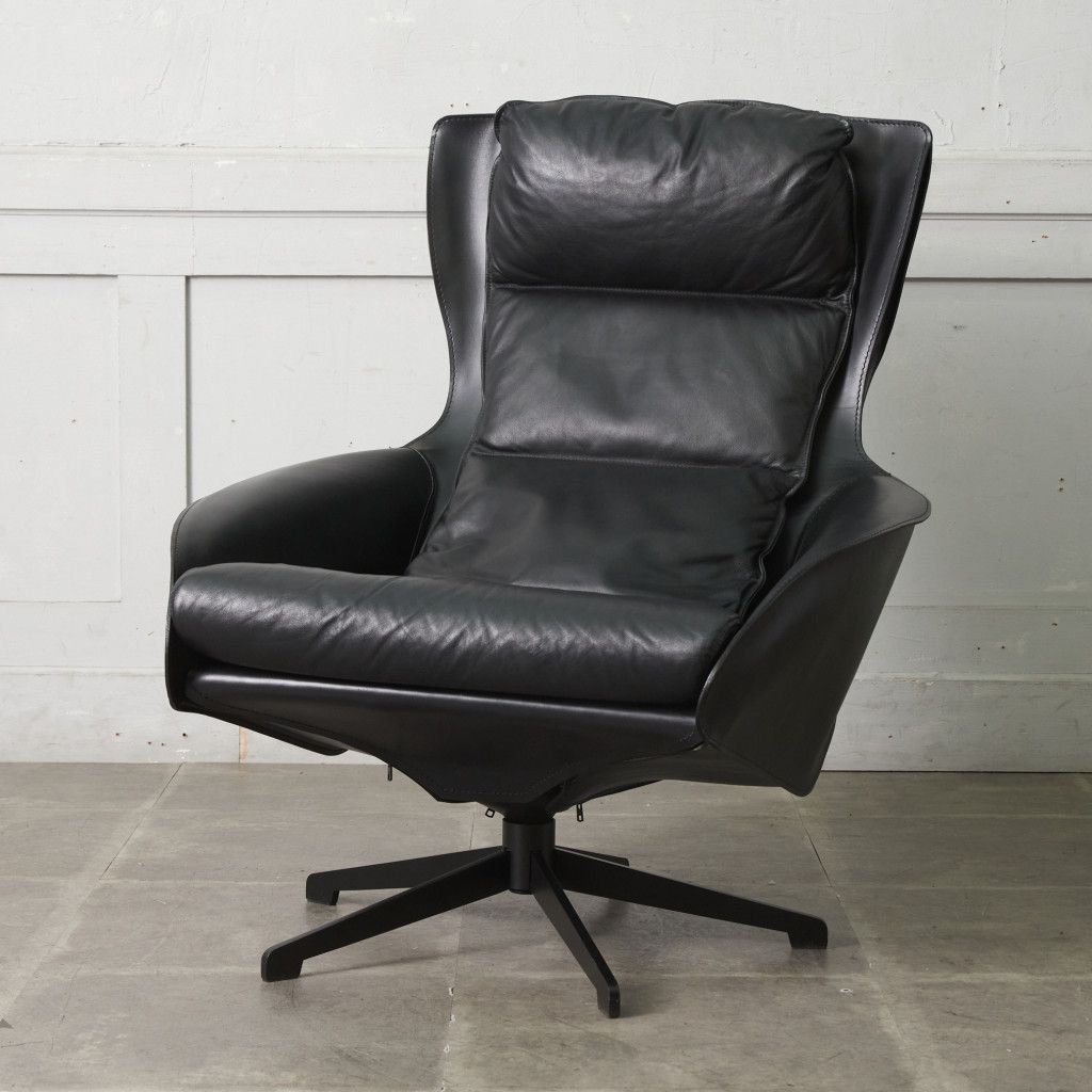 カッシーナ 423 CAB ラウンジ アームチェア 本革 キャブ MARIO BELLINI ソファ ラウンジチェア イージーチェア Cassina モダン 85999