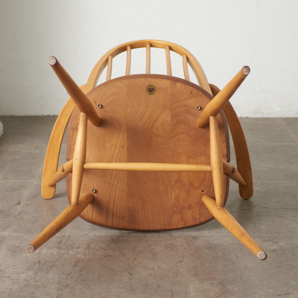 ercol クエーカーチェア ヴィンテージ 英国 アーコール ウィンザー ダイニングチェア アームチェア 椅子 木製 ビンテージ モダン 93900 ercol クエーカーチェア ヴィンテージ 英国 アーコール ウィンザー ダイニングチェア アームチェア 椅子 木製 ビンテージ モダン 93900