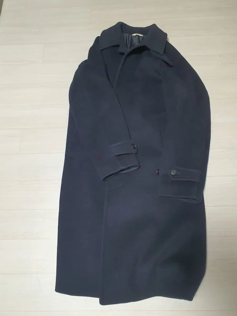 sale ハンドメイドミナペルホネン パッチのオーバルトート(M) フラップ付き sale ハンドメイドミナペルホネン パッチのオーバルトート(M) フラップ