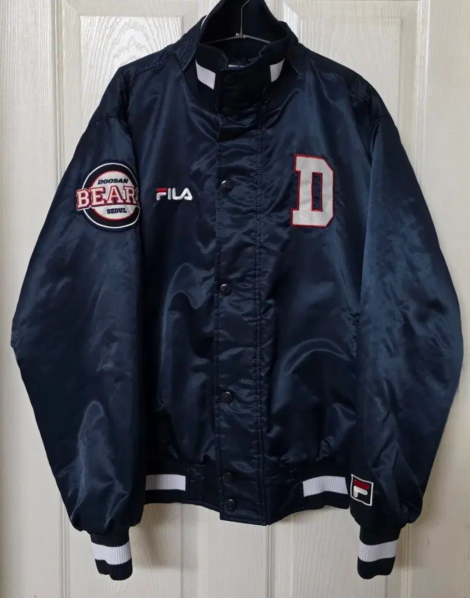 100 斗山ベアーズ FILA フィラ 冬 ジャケット アウター (ジャケット アウター)