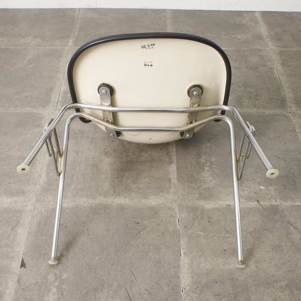 Herman Miller イームズ サイドシェルチェア ヴィンテージ スタッキングベース FRP Eames 椅子 ハーマンミラー ビンテージ 名作 97481