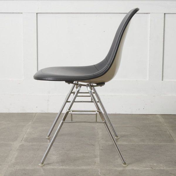 Herman Miller イームズ サイドシェルチェア ヴィンテージ スタッキングベース FRP Eames 椅子 ハーマンミラー ビンテージ 名作 97481