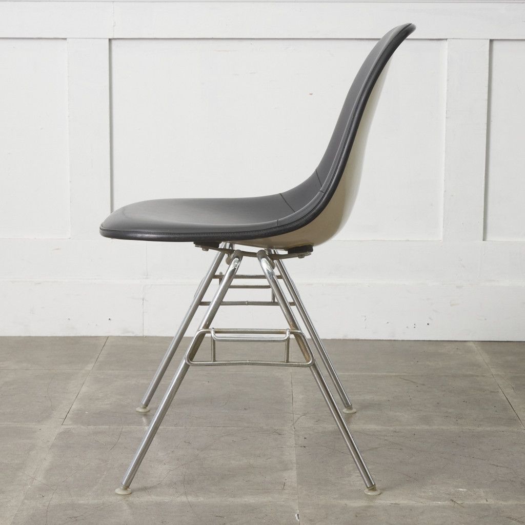 Herman Miller イームズ サイドシェルチェア ヴィンテージ スタッキングベース FRP Eames 椅子 ハーマンミラー ビンテージ 名作 97481