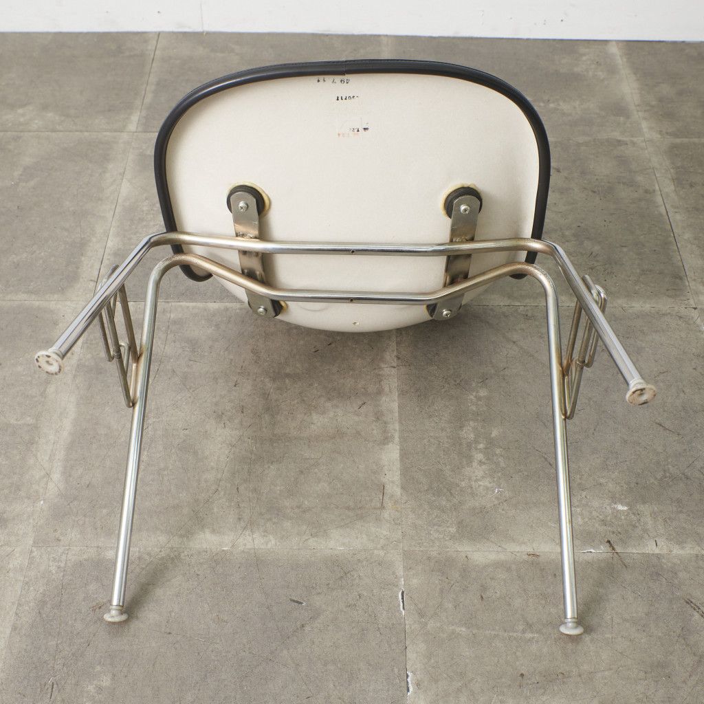 Herman Miller イームズ サイドシェルチェア ヴィンテージ スタッキングベース FRP Eames 椅子 ハーマンミラー ビンテージ 名作 97485 Herman Miller イームズ サイドシェルチェア ヴィンテージ スタッキングベース FRP Eames 椅子 ハーマンミラー ビンテージ 名作 97485